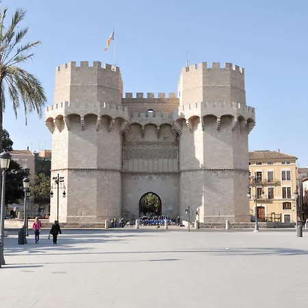 Travel Habitat Sant Isidre Suite Valencia Exterior photo