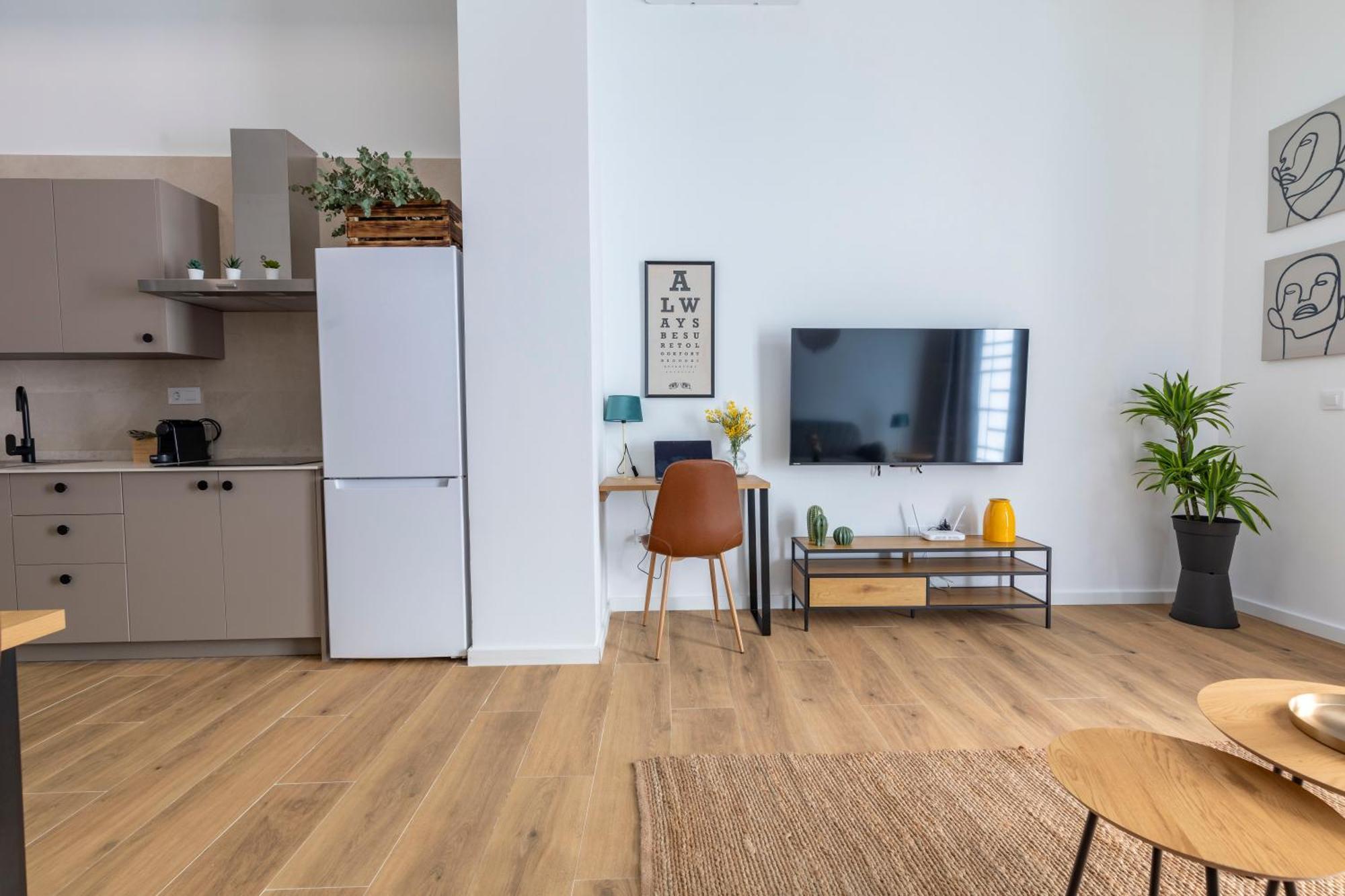 Travel Habitat Sant Isidre Apartment *